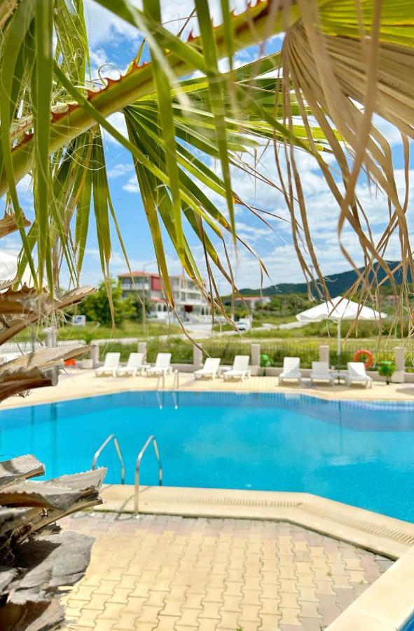 Hotel Palmera Sarti Ngoại thất bức ảnh